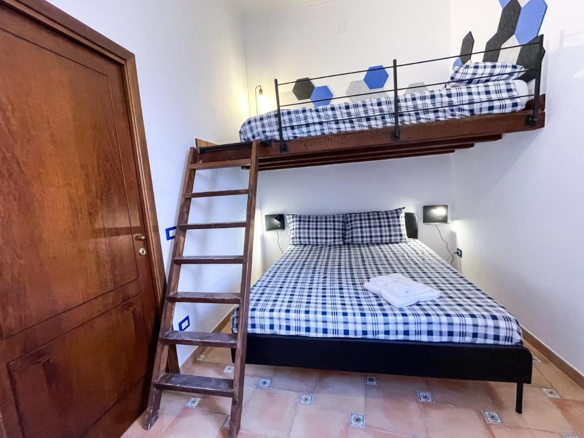 La Casina Di Luna Трани Экстерьер фото